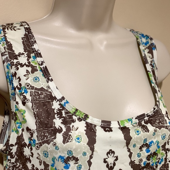 Jillian & Nicole top - Picture 2 of 7